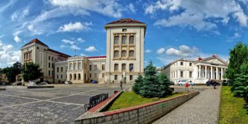 Admitere 2026 la UMF Iași: peste 2.000 de candidați se luptă pentru 950 de locuri bugetate. Medicina și Stomatologia, cele mai căutate specializări