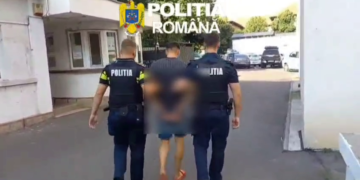 Barbati arestati Galati. Foto: Politia Romana