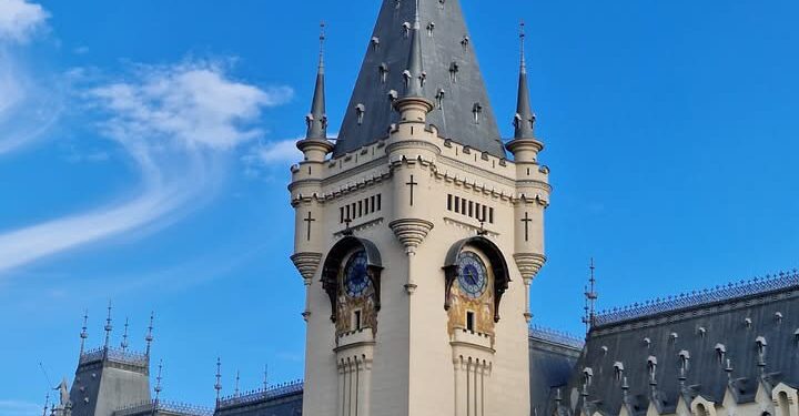 Palatul Culturii din Iași, între istorie și AI: holograma care „vorbește” cu vizitatorii