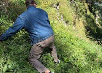 Turist turc, recuperat de salvamontiști din Bucegi. Era echipat ca de stradă