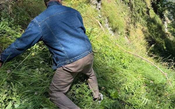 Turist turc, recuperat de salvamontiști din Bucegi. Era echipat ca de stradă