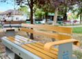 Holboca își modernizează mobilierul stradal cu bani europeni. Stații inteligente și bănci dotate cu Wi-Fi și încărcare wireless