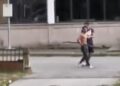 Percheziții la Buhuși după atacul cu pietre asupra sediului Poliției. Patru tineri sunt vizați de anchetă