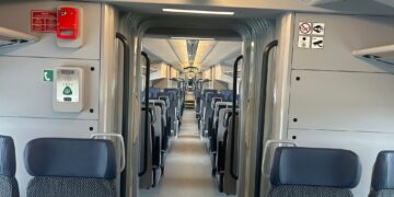 Primele cinci trenuri electrice regionale PESA au fost predate CFR Călători. Vor intra în circulație de joi
