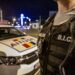 Bătrână de 84 de ani, atacată în plină zi în cartierul Mircea cel Bătrân. Hoțul i-a smuls lanțul de la gât chiar în scara blocului