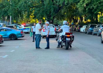 Zeci de șoferi, sancționați în urma unui control de amploare al Poliției Rutiere și RAR Iași. 18 mașini au rămas fără certificate de înmatriculare