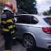Neamț | O vânzătoare din Roman a fost rănită după ce o mașină a lovit magazinul în care lucra