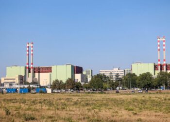 Centrala nucleară de la Paks, oprită complet din cauza nivelului record de scăzut al Dunării. Ungaria se confruntă cu o situație fără precedent