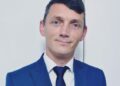 Senatorul fără carte, Paul Pintea, trimis în judecată după ce ar fi condus cu permisul suspendat și nu ar fi oprit la semnalul polițiștilor