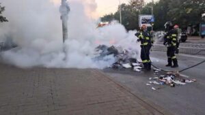 Incendiu la o autospecială de colectare a gunoiului 