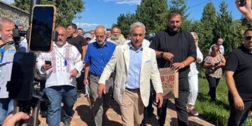 Călin Georgescu la Mănăstirea Dobrovăț