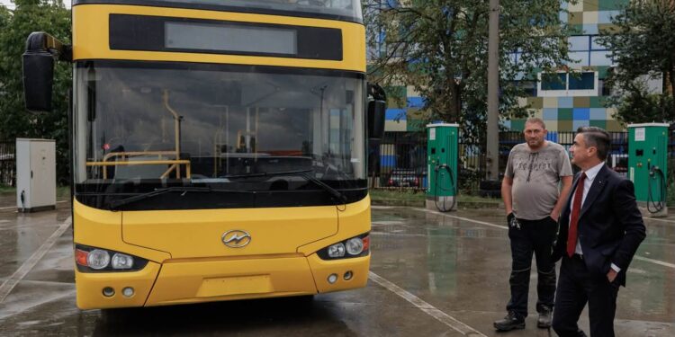 Premieră pentru Iași: orașul va avea primul autobuz turistic supraetajat