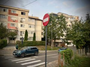 Schimbări în traficul din CUG: Șoseaua Nicolina 56 a devenit stradă cu sens unic. Noi reguli pentru șoferi