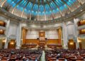 Contractele part-time ar putea fi taxate doar pentru venitul efectiv. Proiectul ajunge la votul final în Camera Deputaților