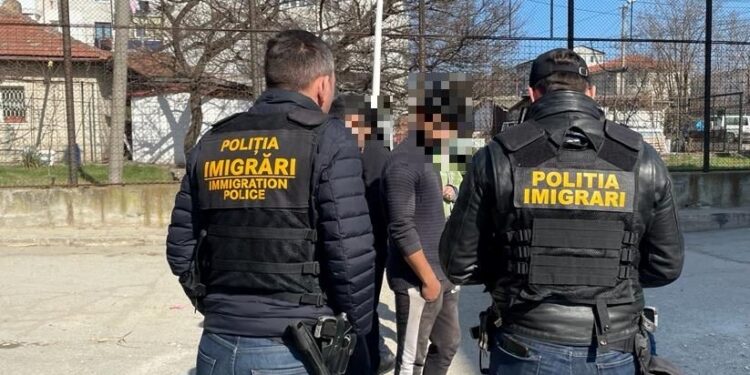223 de imigranți au beneficiat de protecție în România