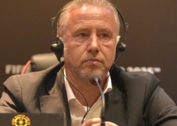 Laurențiu_Reghecampf