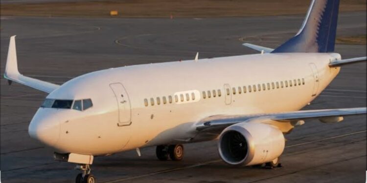 Boeing 737 MAX, vizat de o nouă problemă software care poate afecta navigația în timpul aterizării
