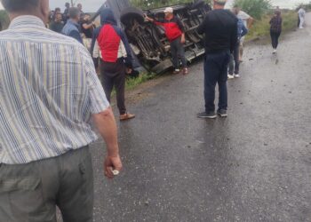 FOTO: Accident rutier la Sârca: cinci victime, toate conștiente. Pompierii și polițiștii intervin la fața locului