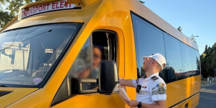 sofer transport elevi