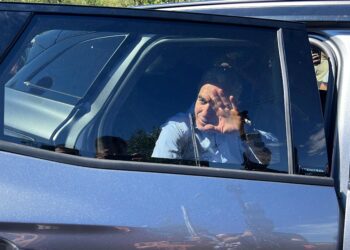 Călin Georgescu, ridicat din trafic de DIICOT. Percheziții la locuința sa din Mogoșoaia într-un dosar cu prejudiciu de peste 1,1 milioane de euro