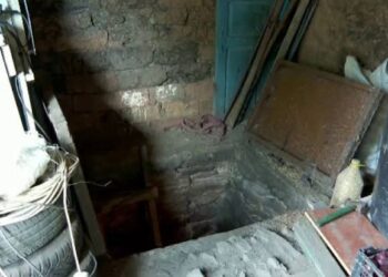 Trei oameni găsiți inconștienți într-un beci din Vaslui. Pericolul nevăzut al sezonului de must