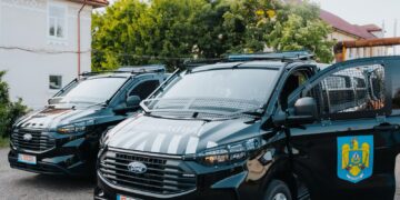 Jandarmii ieșeni, dotați cu trei autospeciale noi de aproape 910.000 de lei. Mașinile au sisteme suplimentare de protecție