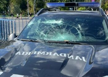 Protestul oierilor din Piața Victoriei a degenerat. Nicușor Dan a făcut apel la rațiune. Guvernul: „A depășit cadrul protestului pașnic”