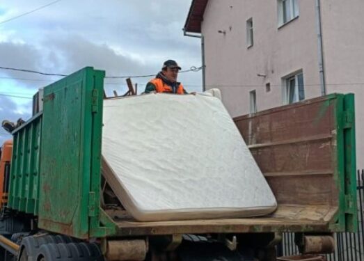 Iași | Campanie de colectare a deșeurilor voluminoase, textile și periculoase în Miroslava, între 21 și 25 septembrie