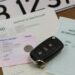 Ieșenii, obișnuiți cu scumpirile, mai primesc una: se scumpesc permisul auto și actele mașinii
