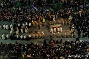 Programul Sărbătorii Sfintei Parascheva 2026 la Iași: procesiuni, moaștele Sfântului Paisie și peste 50 de evenimente culturale