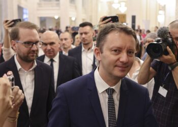 Cabinetul Mureșan intră în etapa decisivă: miniștrii, audiați înaintea votului de miercuri