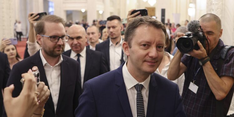 Cabinetul Mureșan intră în etapa decisivă: miniștrii, audiați înaintea votului de miercuri