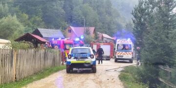 Tragedie în Apuseni: 3 voluntari au murit electrocutați în timp ce reparau o cabană. Ce spun specialiștii despre accident