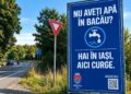 „Nu ai apă în Bacău? Hai în Iași, aici avem!” Panoul care ironizează situația din Bacău a ajuns subiect de glume între internauți
