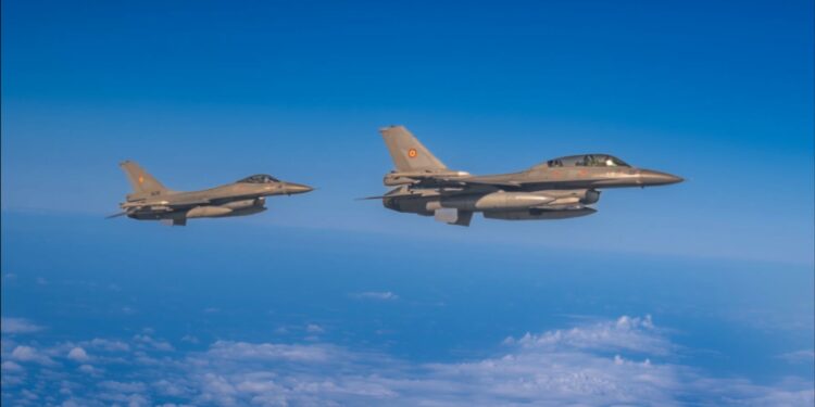 F-16