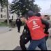 Doi bărbați, imobilizați de jandarmi la pelerinajul de la Iași. Unul dintre ei a fost încătușat