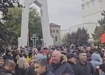 Protest la combinatul Liberty Galați: siderurgiștii cer salariile restante și salvarea locurilor de muncă