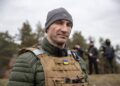 Primarul Kievului le recomandă locuitorilor să plece temporar din oraș. „Acum este vorba despre supraviețuire”