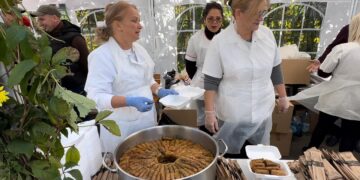 60.000 de sarmale pentru pelerinii de la Sfânta Parascheva. Anul acesta, cele de post vor fi în majoritate