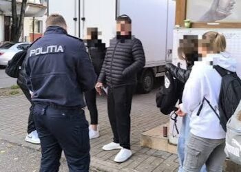Polițiștii ieșeni, cu ochii pe elevi și pe agenții economici din zona școlilor. Amenzi de peste 25.000 de lei