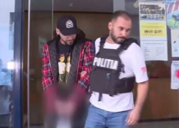 Trapperul Ian, reținut de Poliția Capitalei după ce a urinat pe scenă, în fața publicului