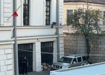 Pelerinii de la Sfânta Parascheva, supravegheați inclusiv cu drona. Peste 118.000 de credincioși au ajuns la raclă