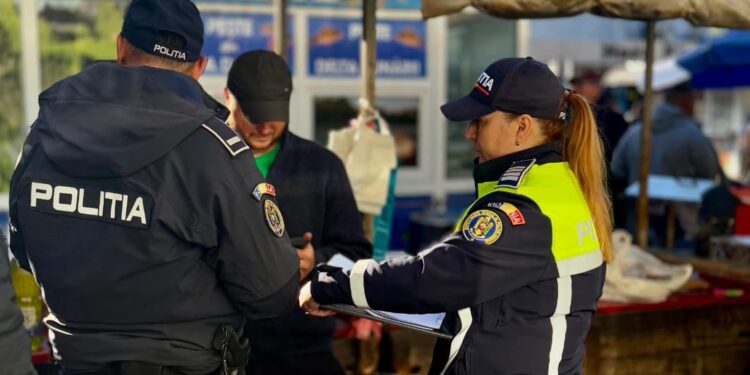 Razie de amploare în Piața Centrală din Botoșani. Amenzi de zeci de mii de lei și țigări confiscate