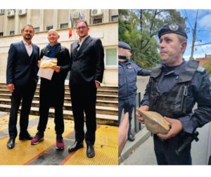DIICOT restituie 25 grame de canabis