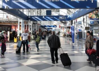 Aeroport SUA