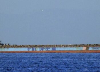 Alertă în Marea Neagră: o navă cu 13 marinari la bord ar fi fost atacată cu drone. Un om a murit, trei sunt dați dispăruți